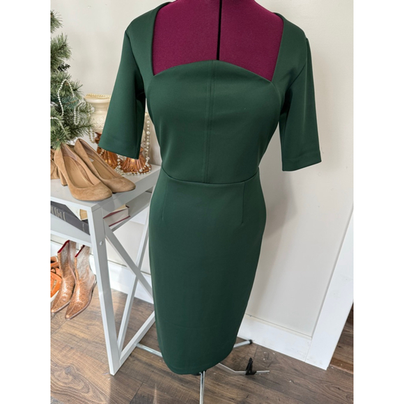 Alexia Admor Dresses & Skirts - Alexia Admor Freya Short Sleeve Midi Dress Small